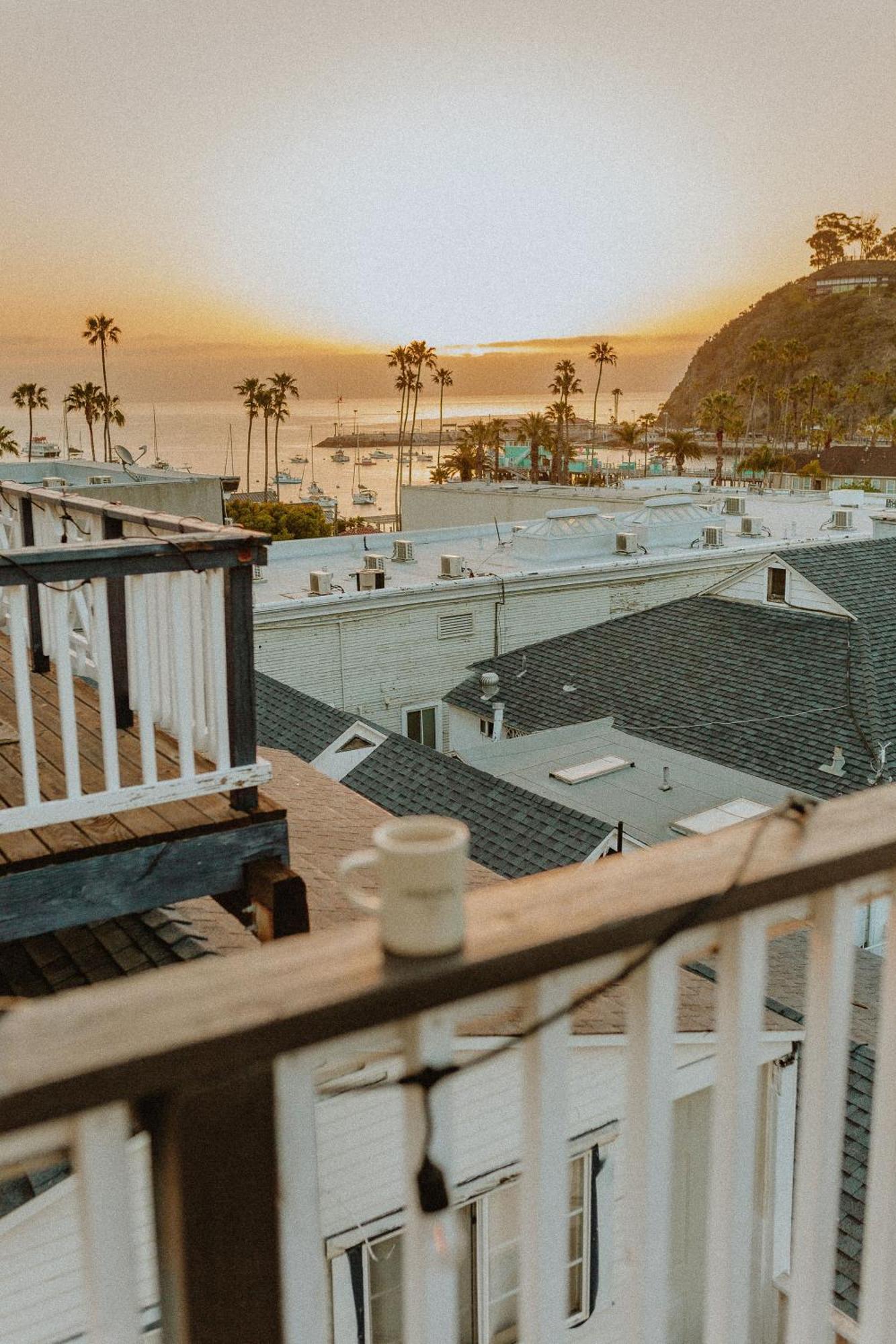 Hermosa Hotel Avalon Extérieur photo